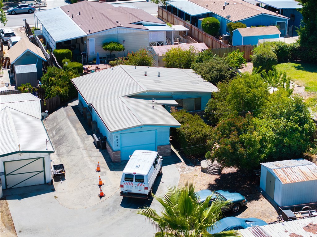 main property photo 16
