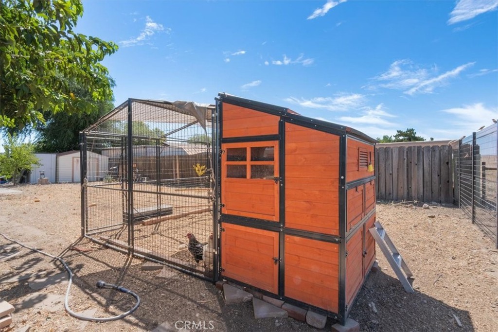 main property photo 23