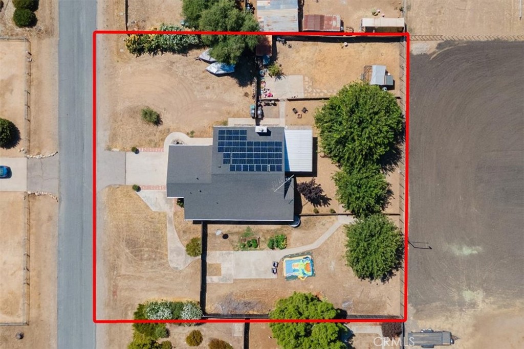 main property photo 30