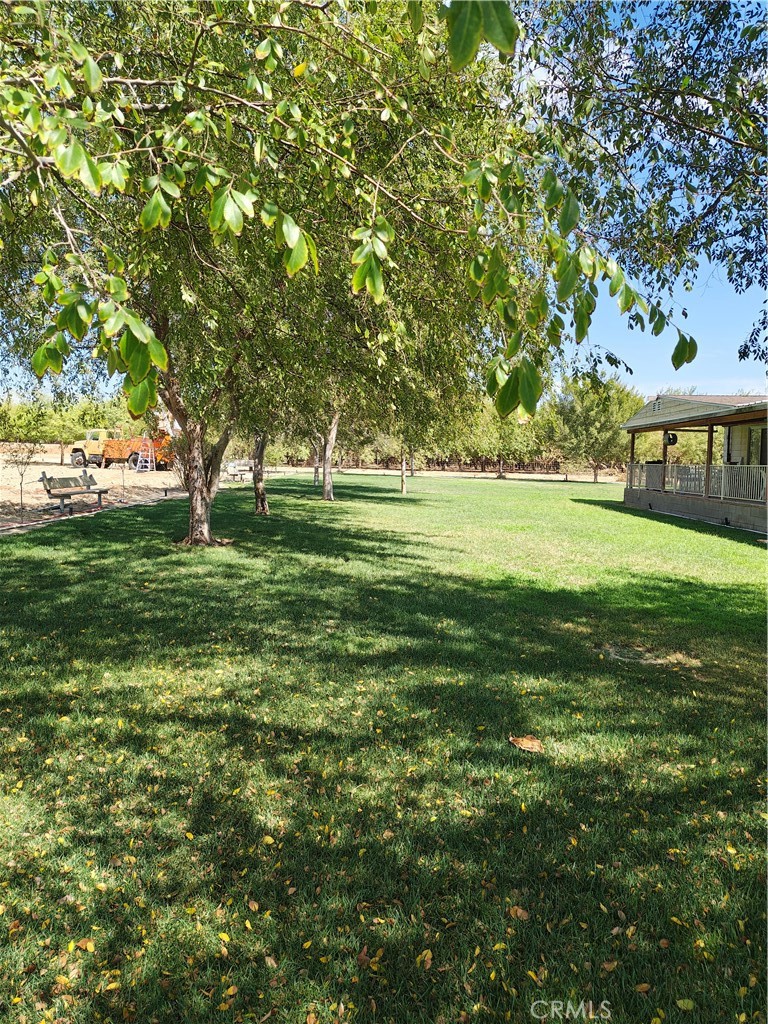 main property photo 11