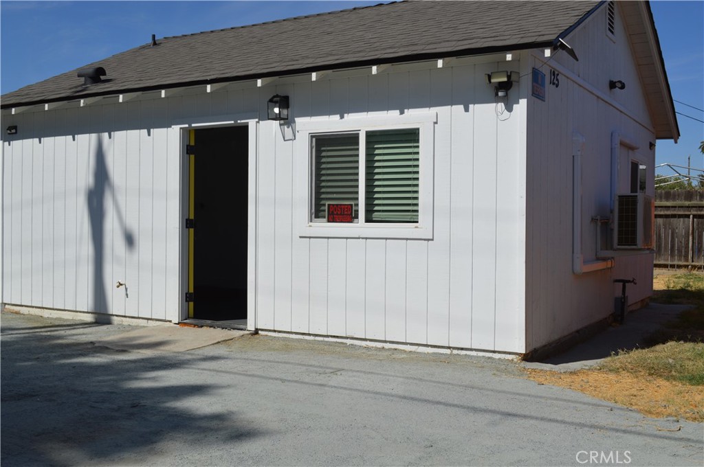 main property photo 21