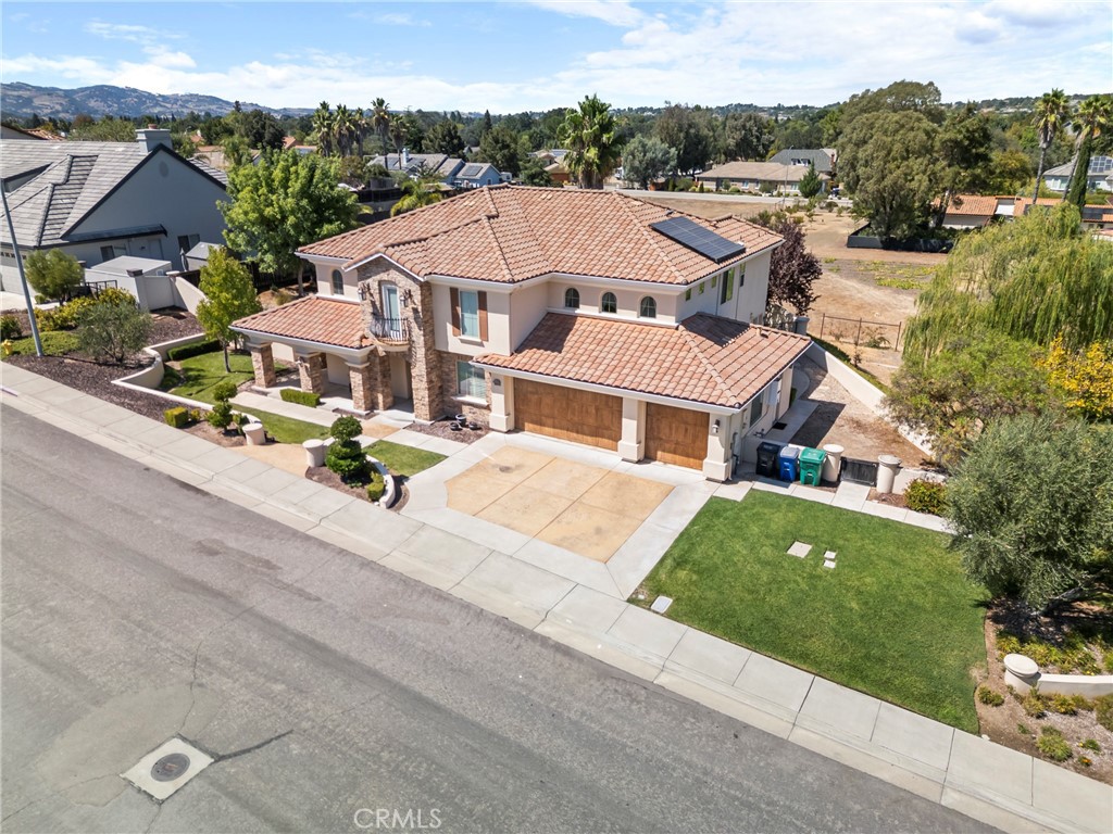 main property photo 42