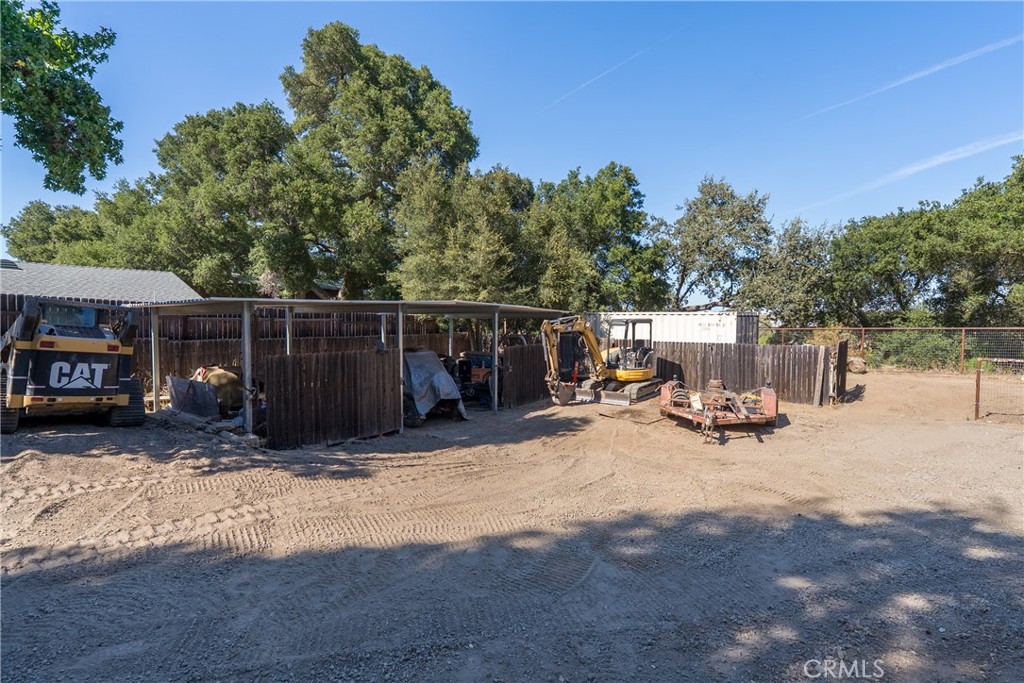 main property photo 29