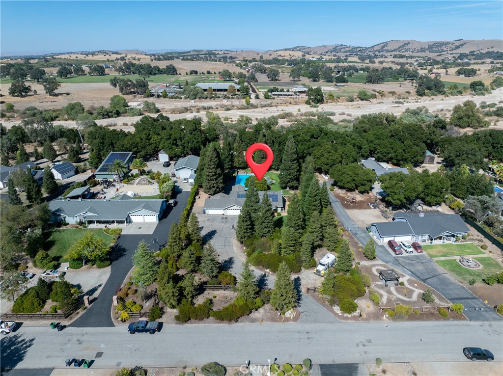 main property photo 3