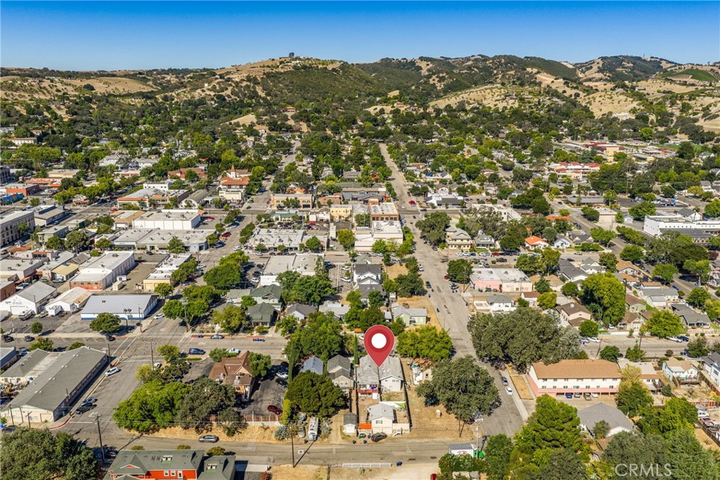 main property photo 33