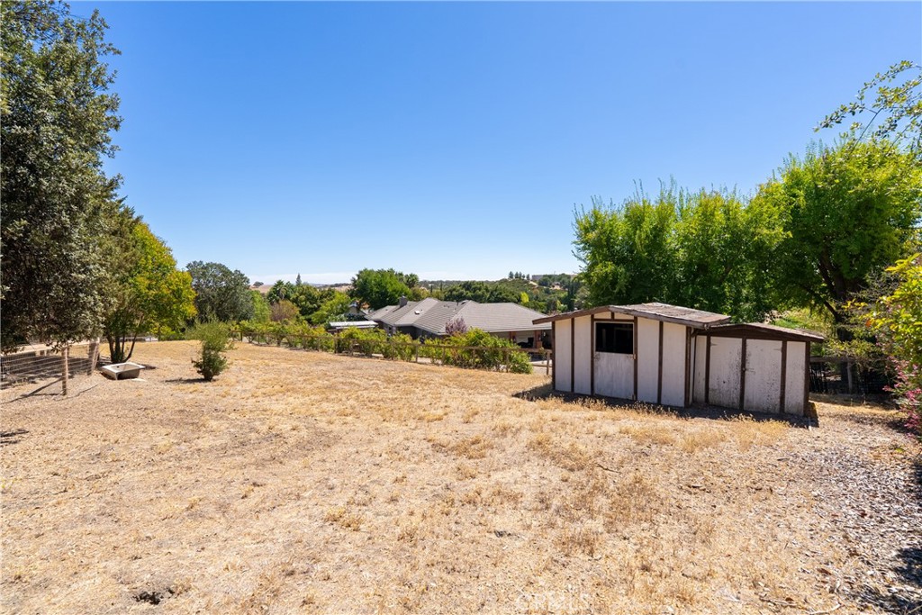 main property photo 41