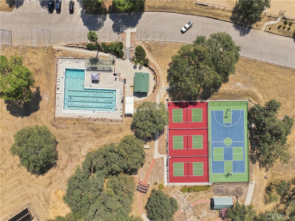 main property photo 45