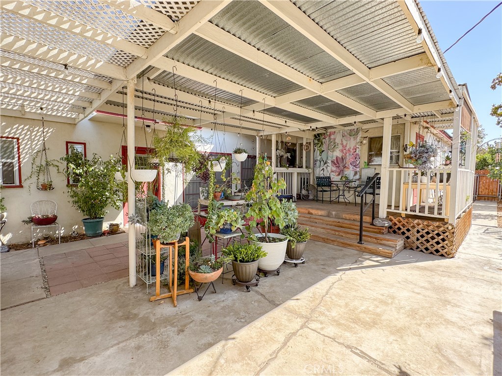 main property photo 34