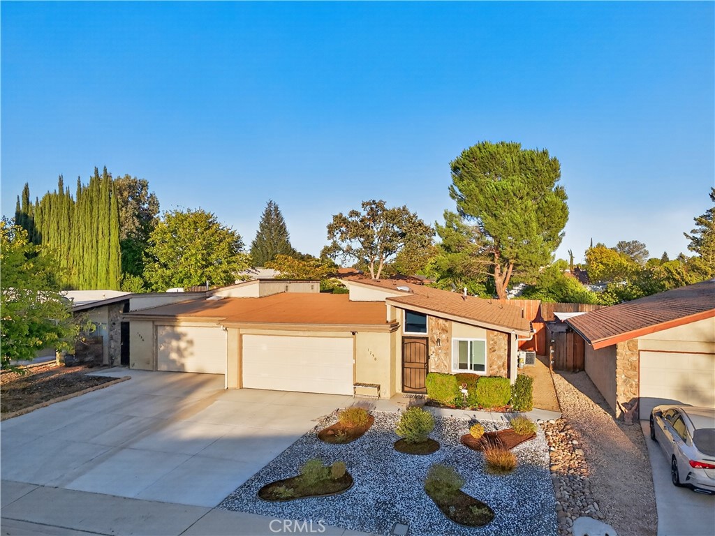 main property photo 43