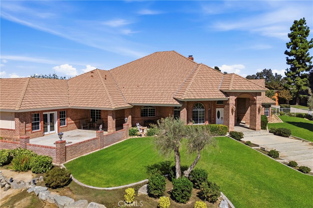 main property photo 4