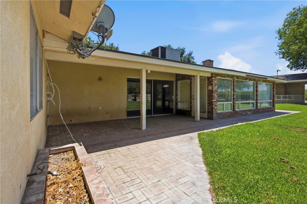 main property photo 50