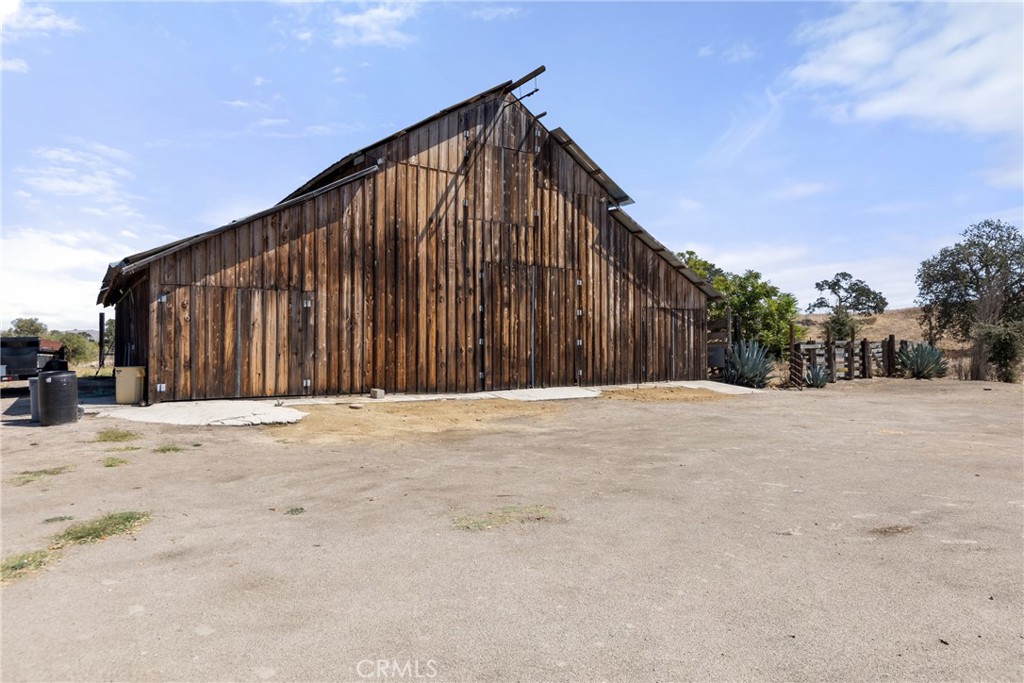 main property photo 24