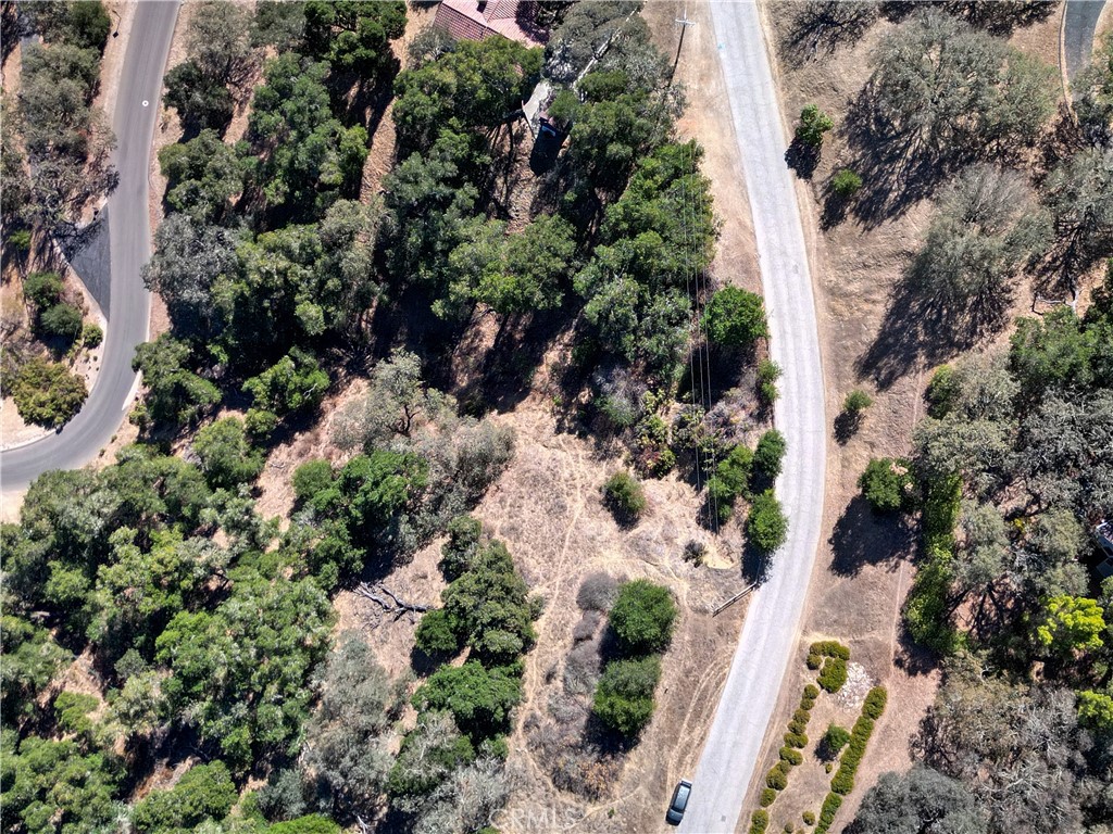 main property photo 11