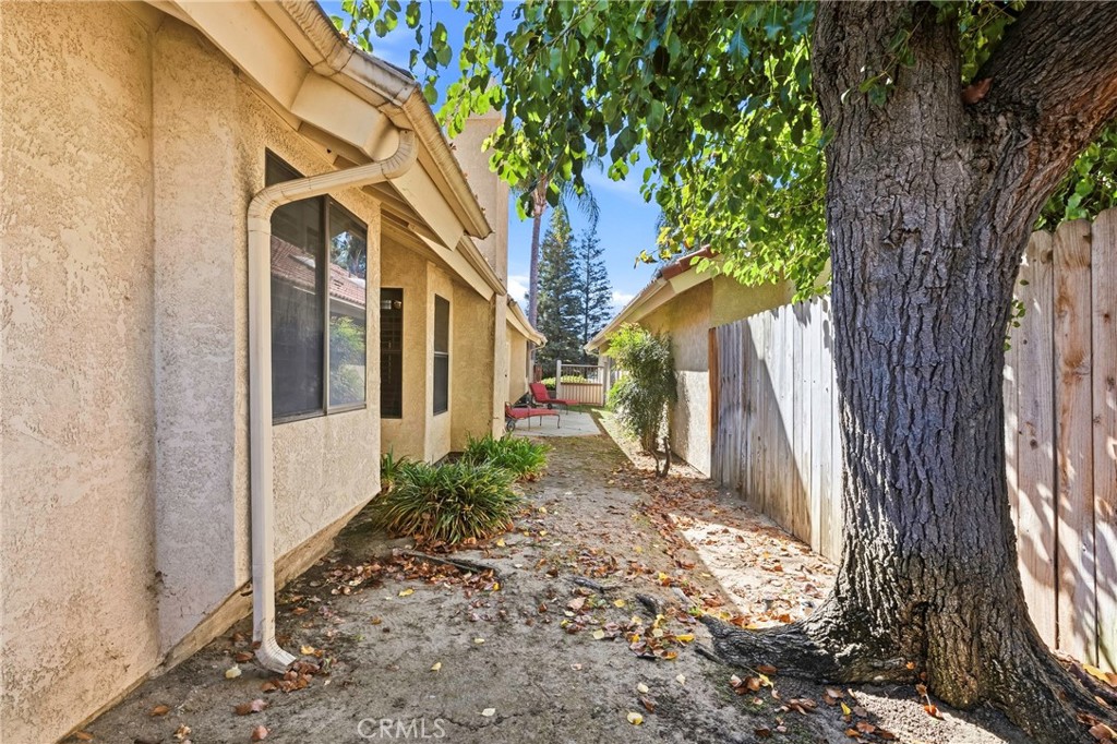 main property photo 51