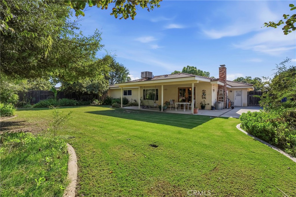 main property photo 40