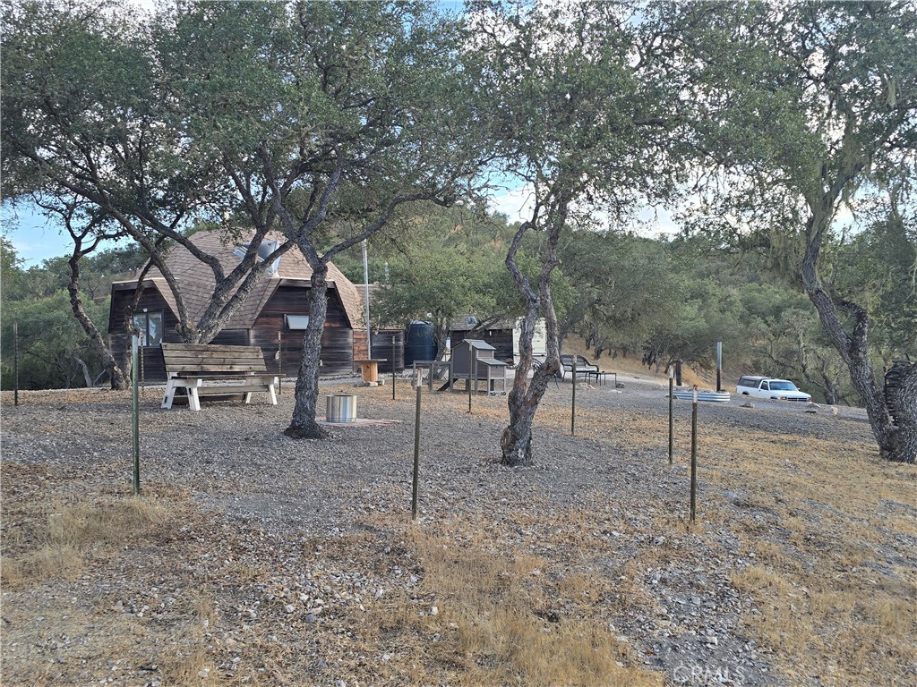 main property photo 13