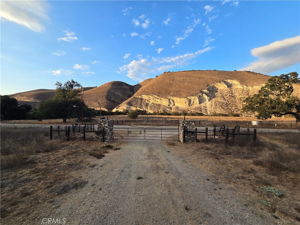 main property photo 4