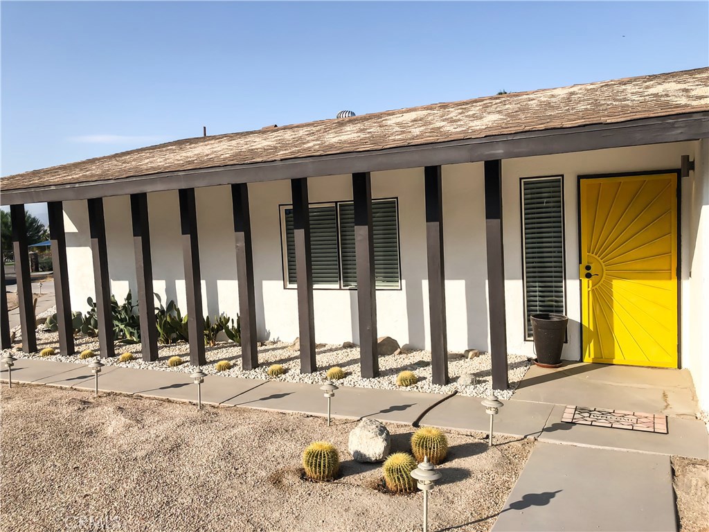 main property photo 23