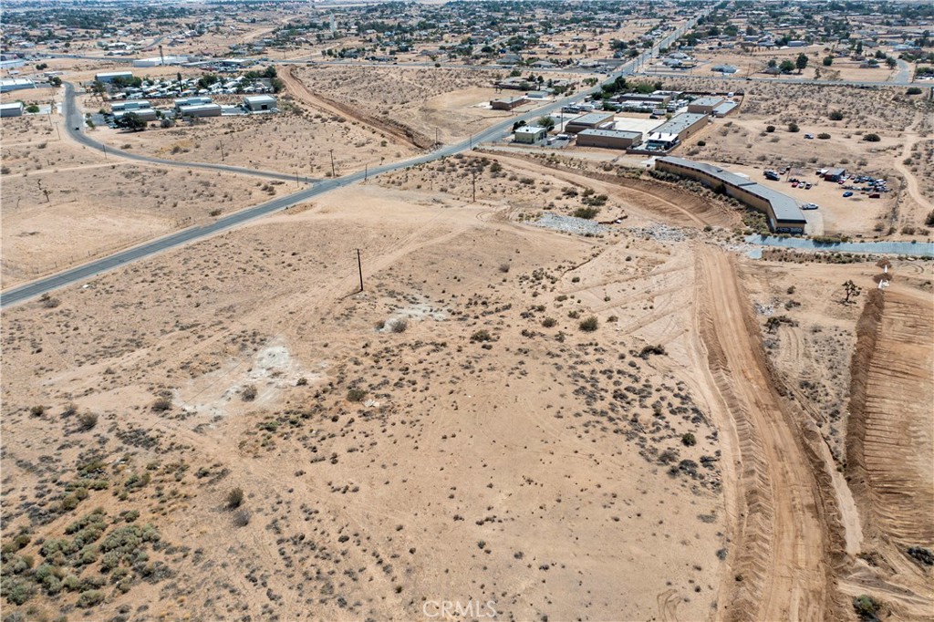 main property photo 16