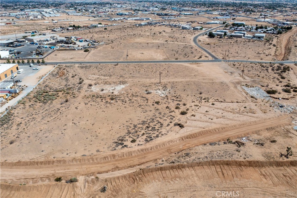 main property photo 17