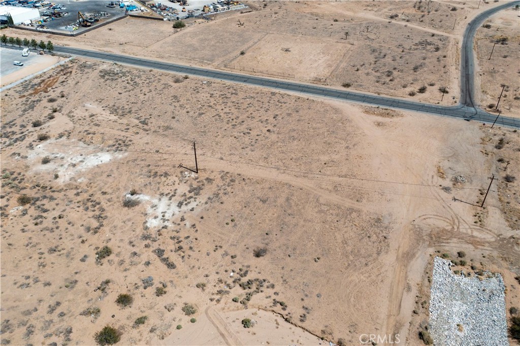 main property photo 20