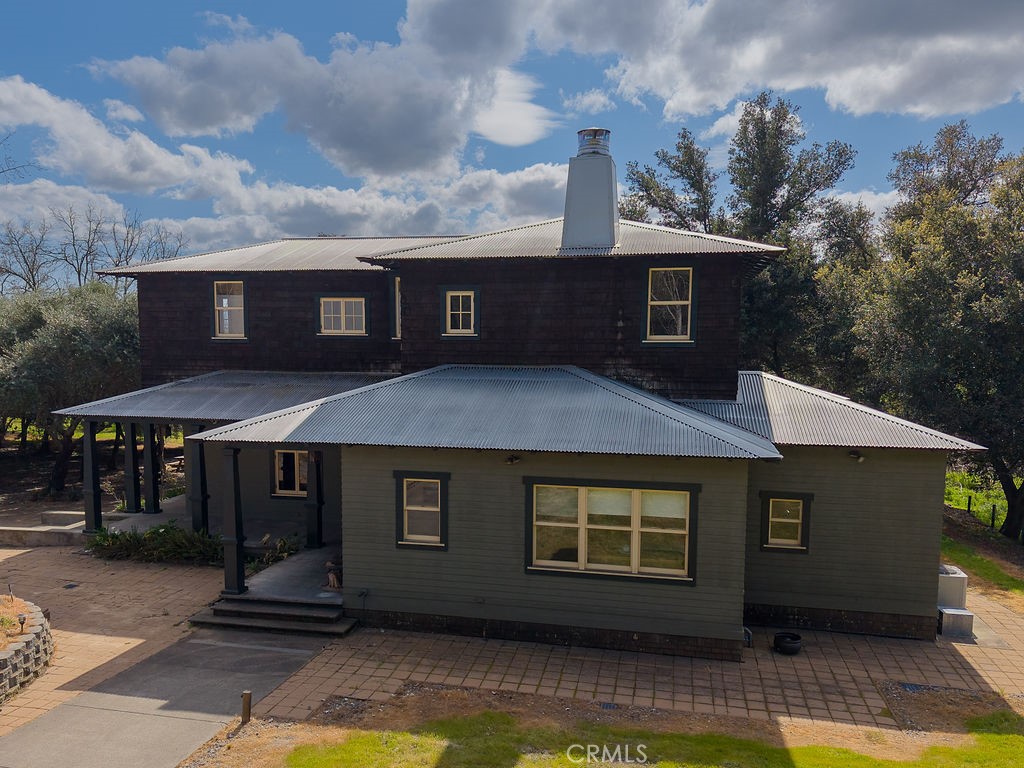 main property photo 14