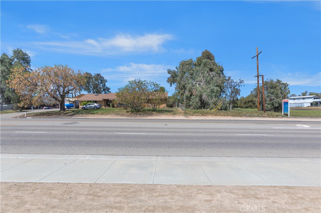 main property photo 22