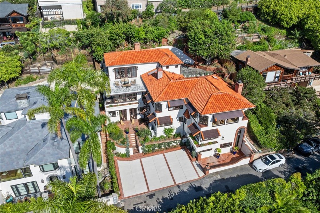 main property photo 49