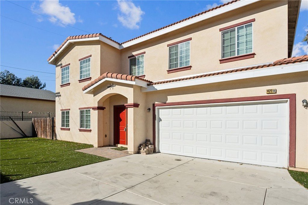 main property photo 10