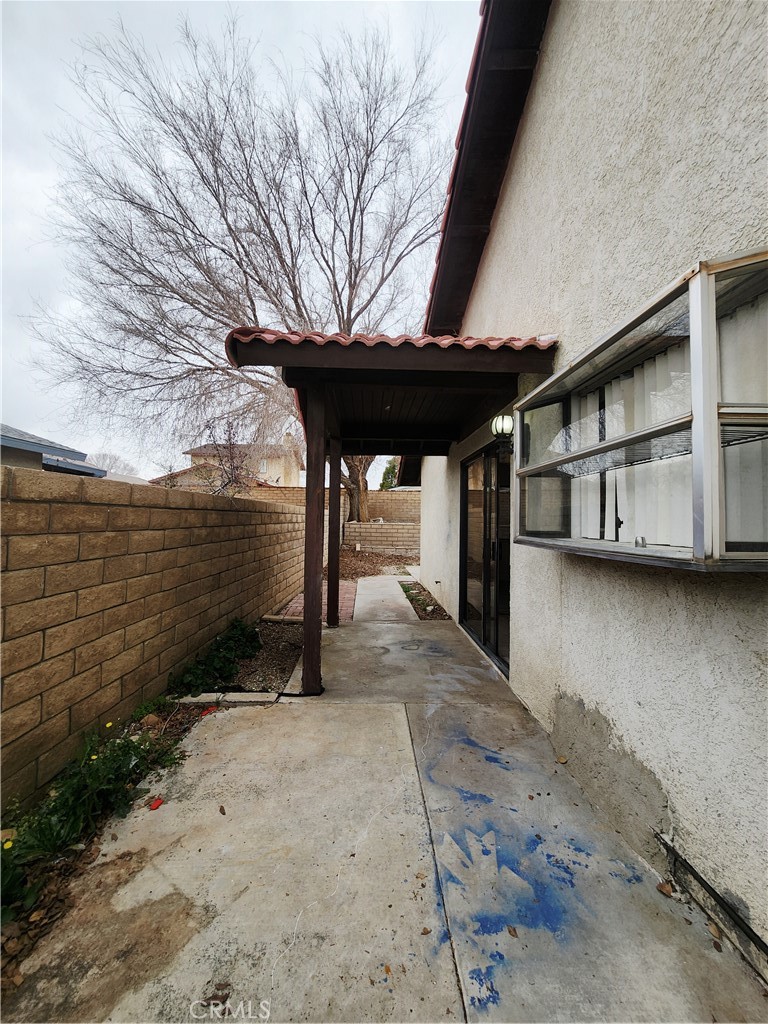 main property photo 30