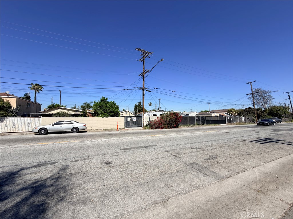 main property photo 44