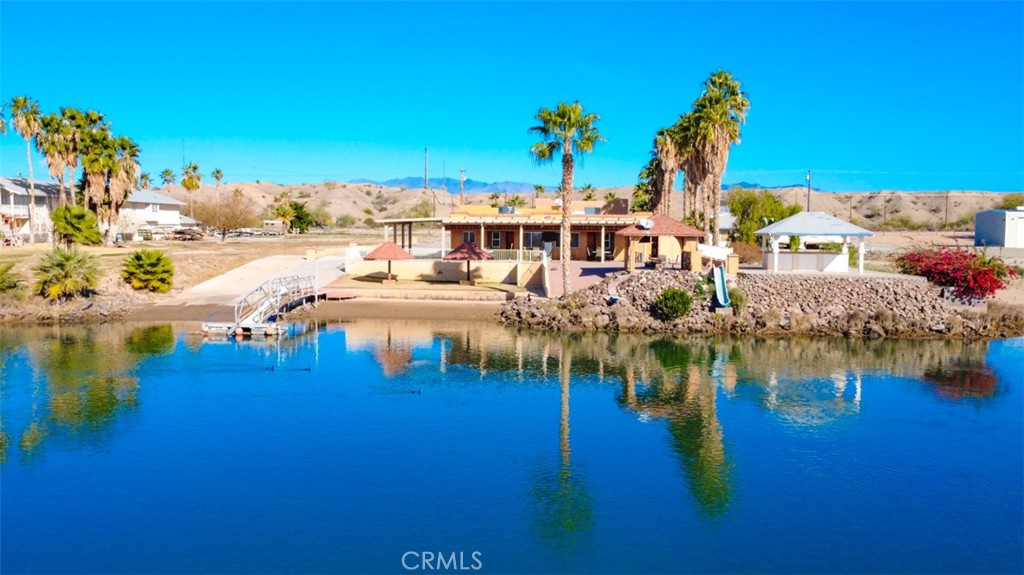 main property photo 6