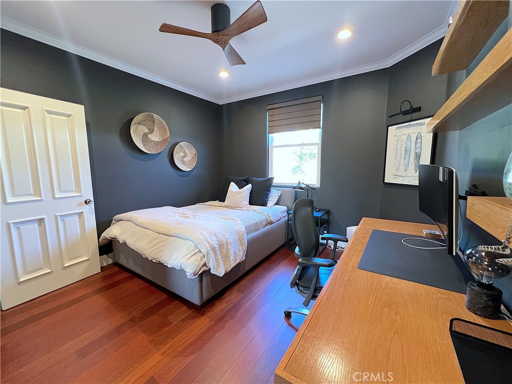 main property photo 44