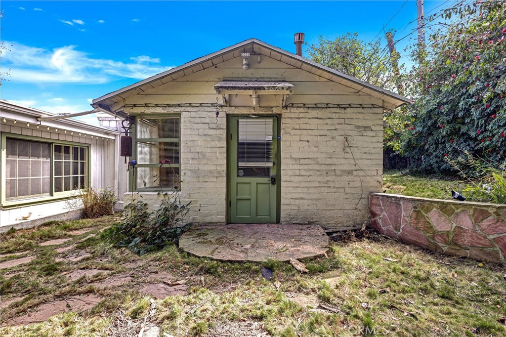 main property photo 6