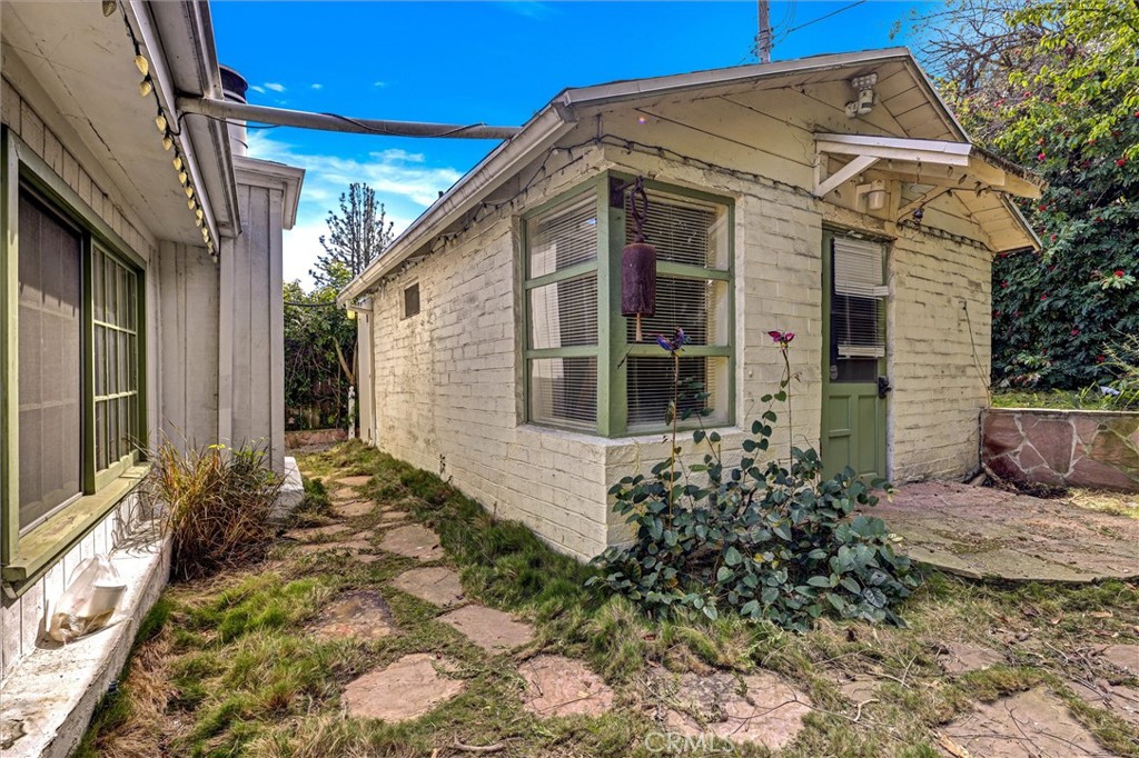 main property photo 7