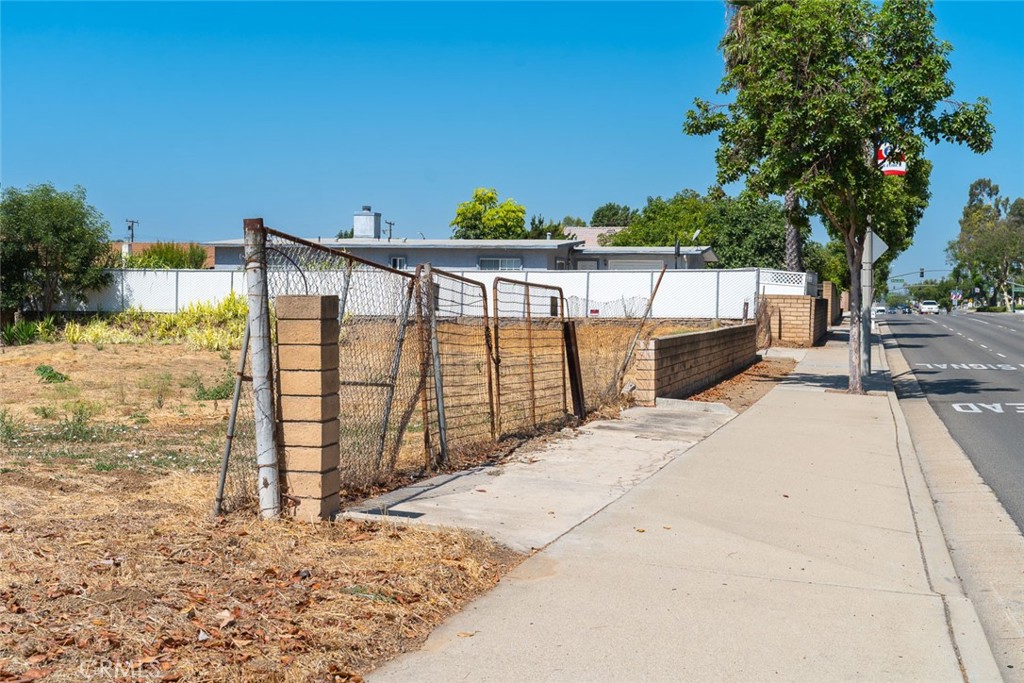 main property photo 19