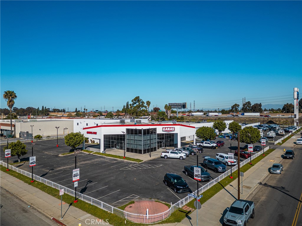 main property photo 43