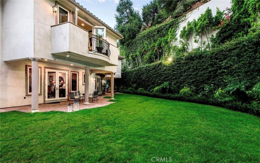 main property photo 16