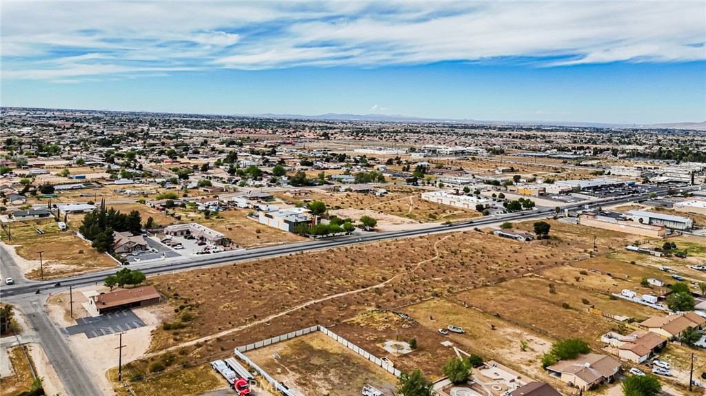 main property photo 11