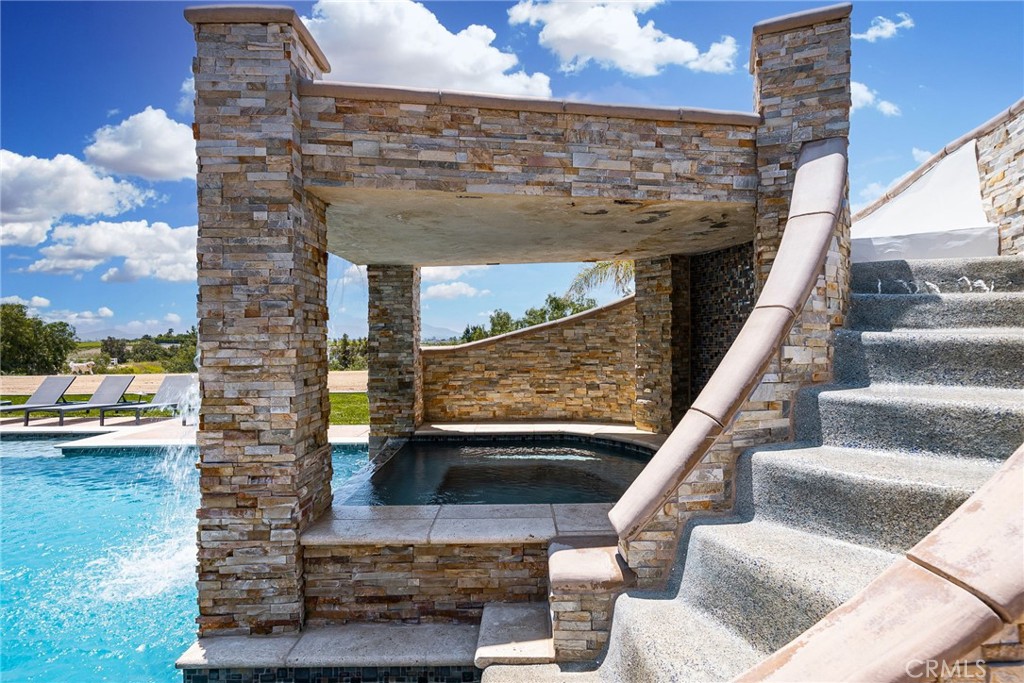 main property photo 65