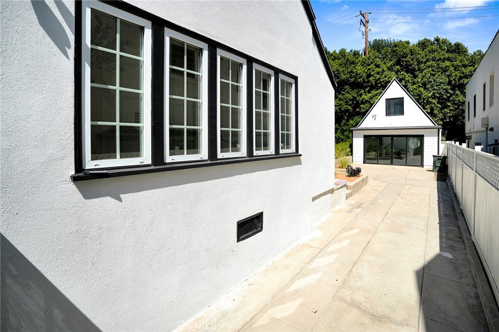 main property photo 59