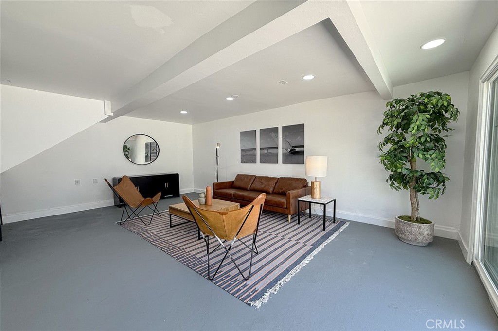main property photo 60