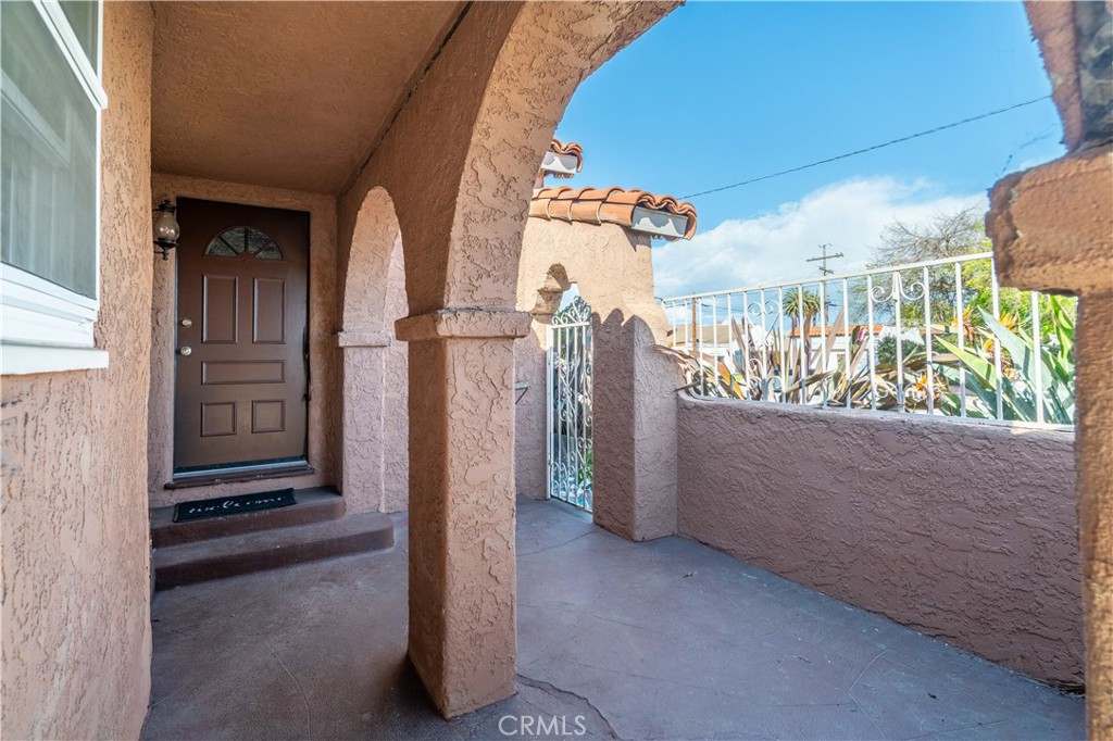 main property photo 25