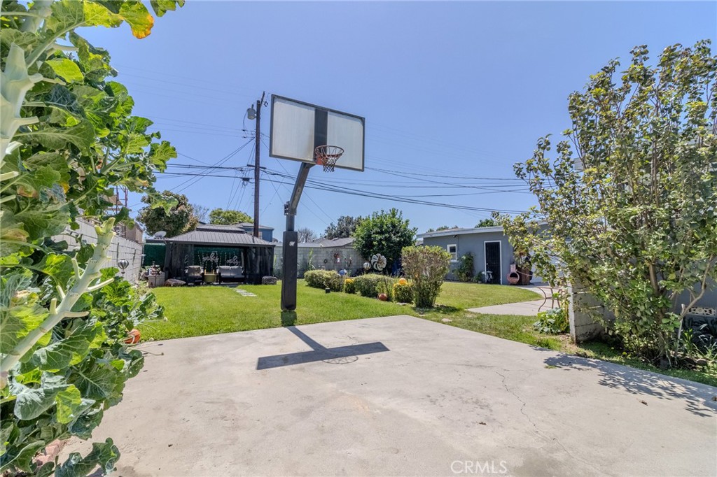 main property photo 48