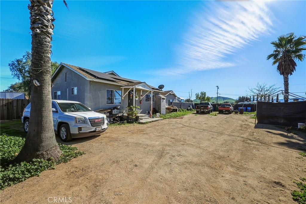 main property photo 11