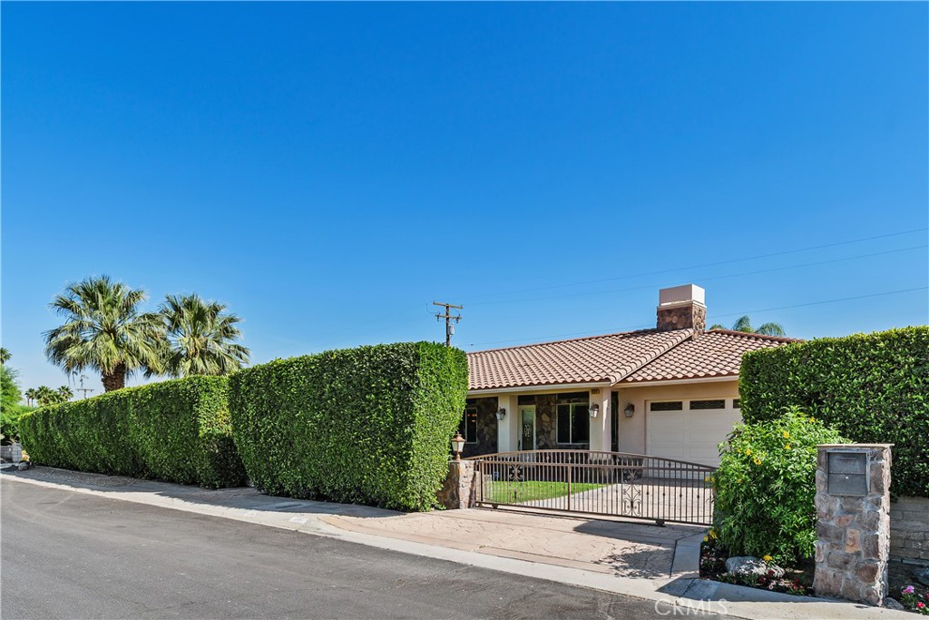 main property photo 2