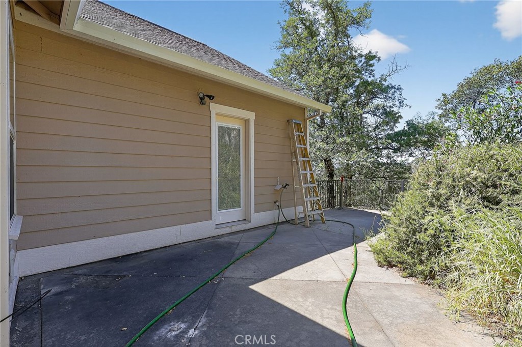 main property photo 46