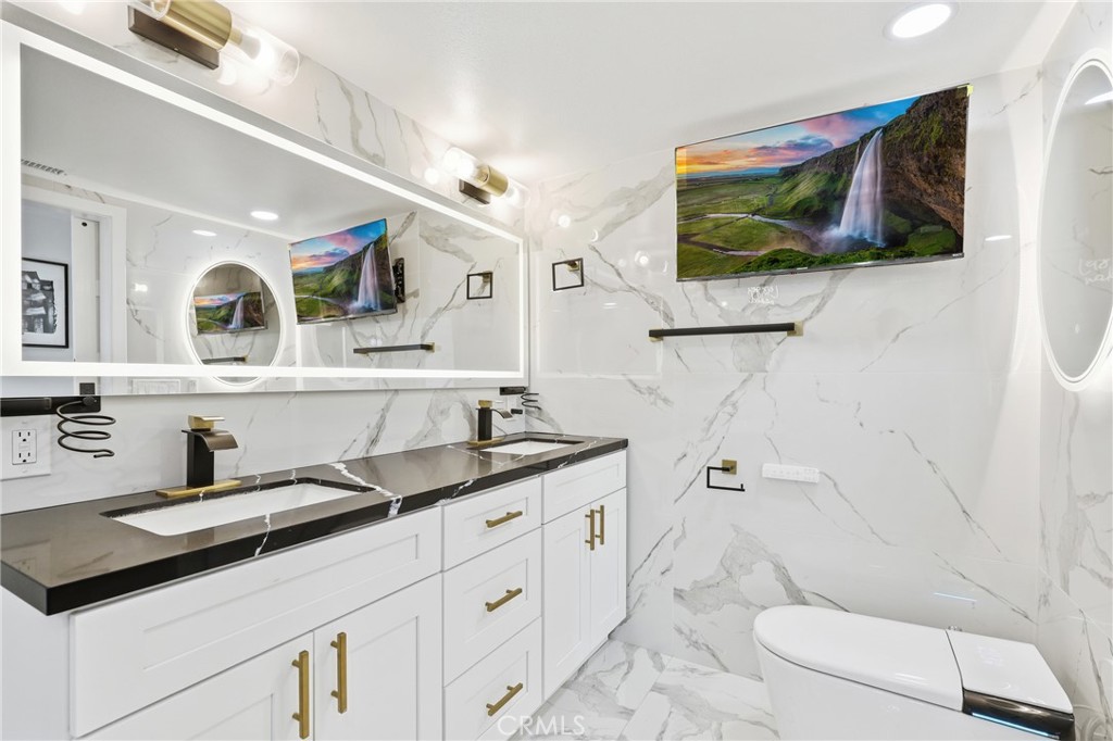 main property photo 67
