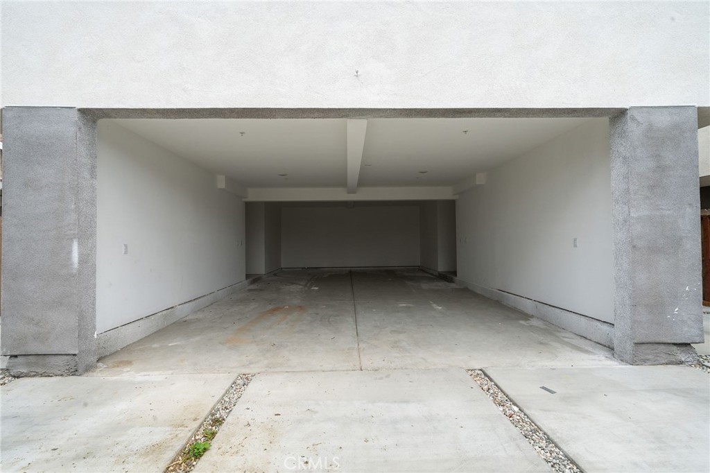 main property photo 61
