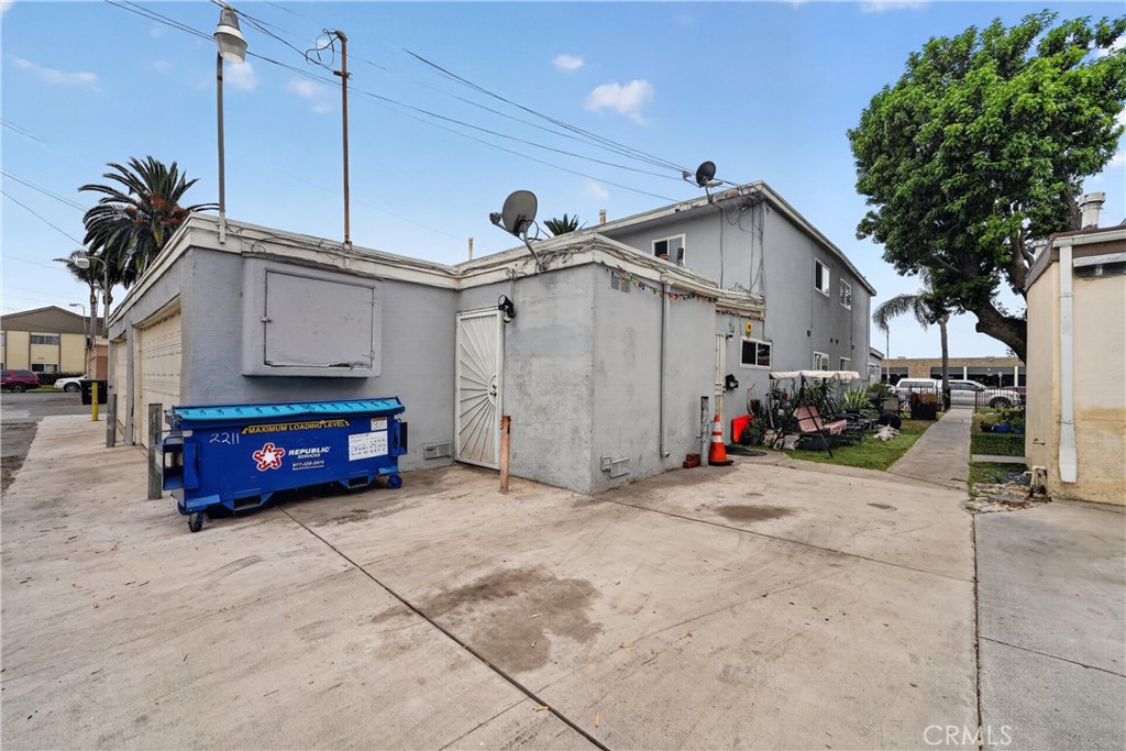 main property photo 28
